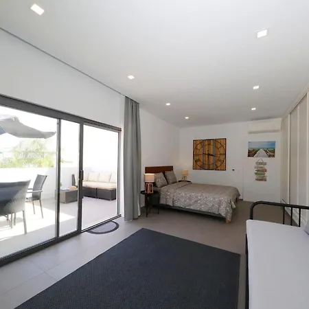 Perogil Poppy - Elegant With Pool Tavira