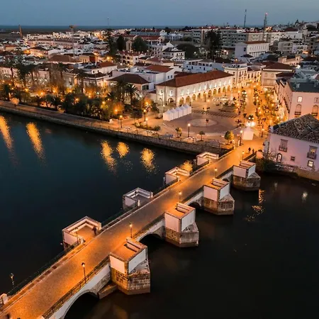 Perogil Poppy - Elegant With Pool Apartamento *