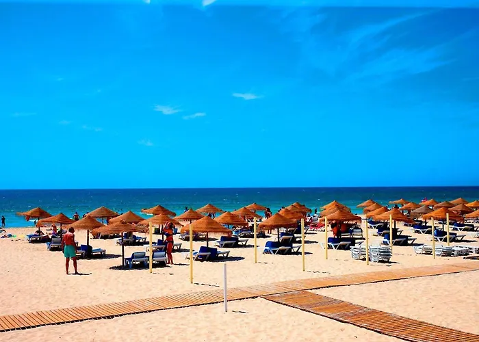 Perogil Poppy - Elegant With Pool Apartamento *