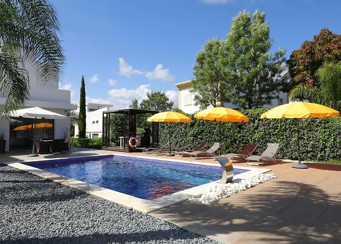 Perogil Poppy - Elegant With Pool * Tavira